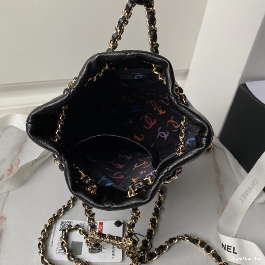 First Bag Ru BUCKET BAG CHANEL 0815